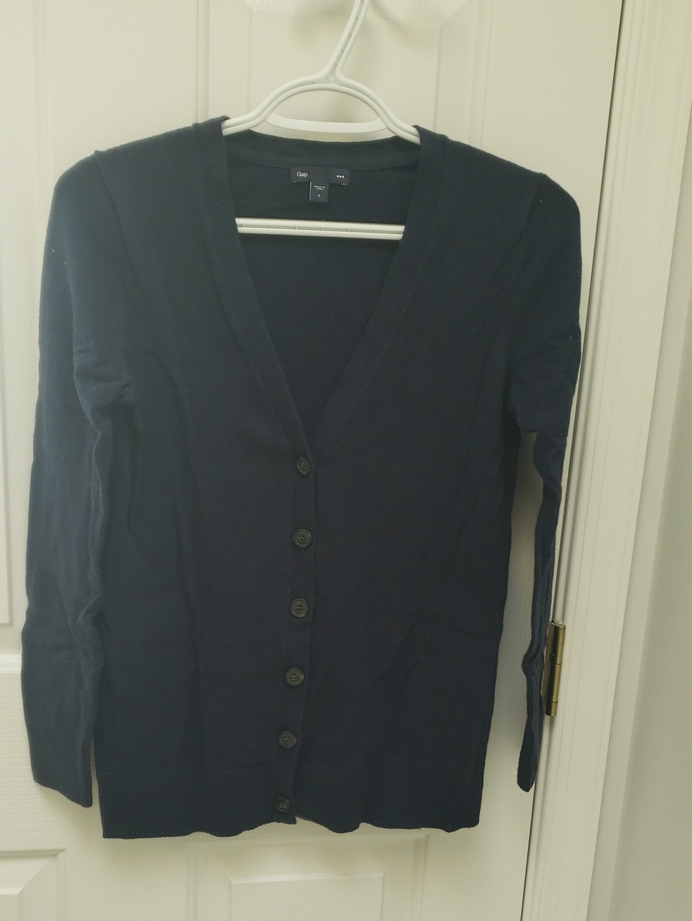 GAP Navy V-Neck Button-Front Cardigan Sweater